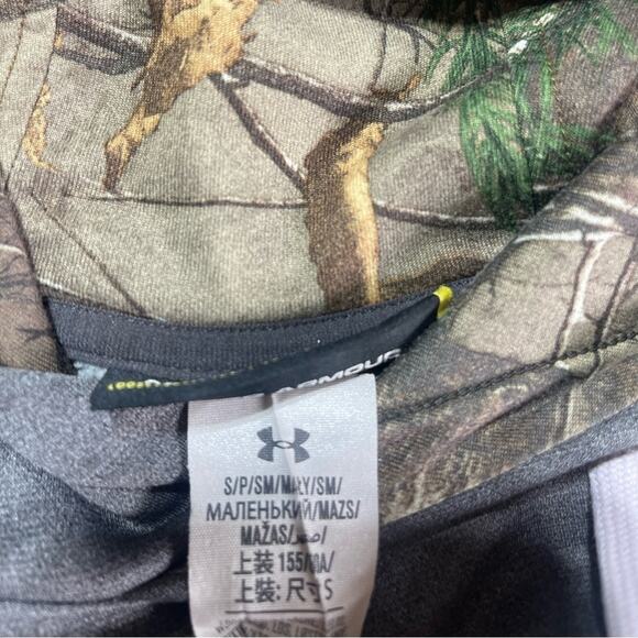 Under Armour Women’s Hoodie Size Small Camo Accent Sweatshirt Athletic Wear - Picture 5 of 5